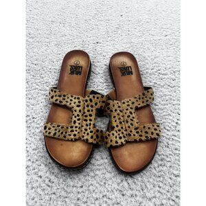 Women's Muk Luks Nerissa Leopard Print Fur T Strap Open Toe Slide Sandal Size 7